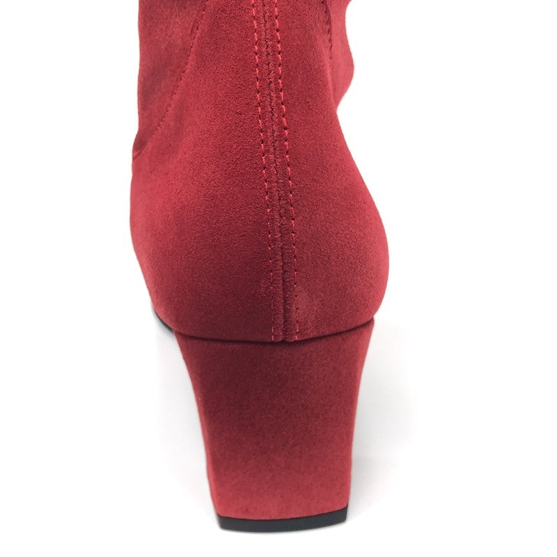 PieSanto Cherry Suede – Sievišķīgi zamšādas zeķzābaki maksimālam komfortam