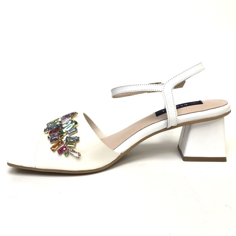 Daniela White Luxury – Portugāles roku darba ādas sandales