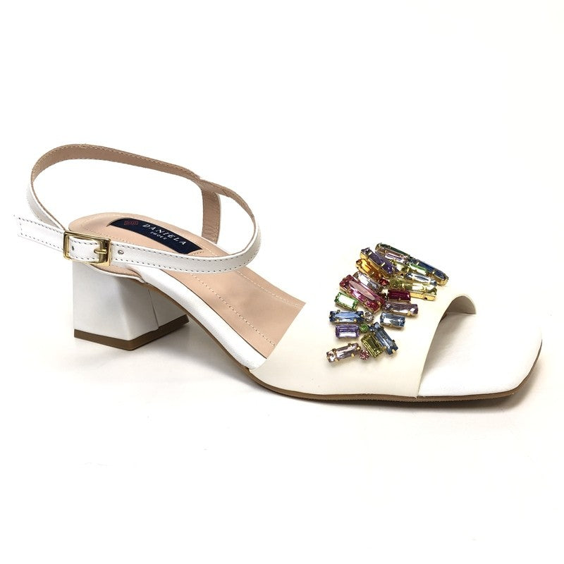 Daniela White Luxury – Portugāles roku darba ādas sandales